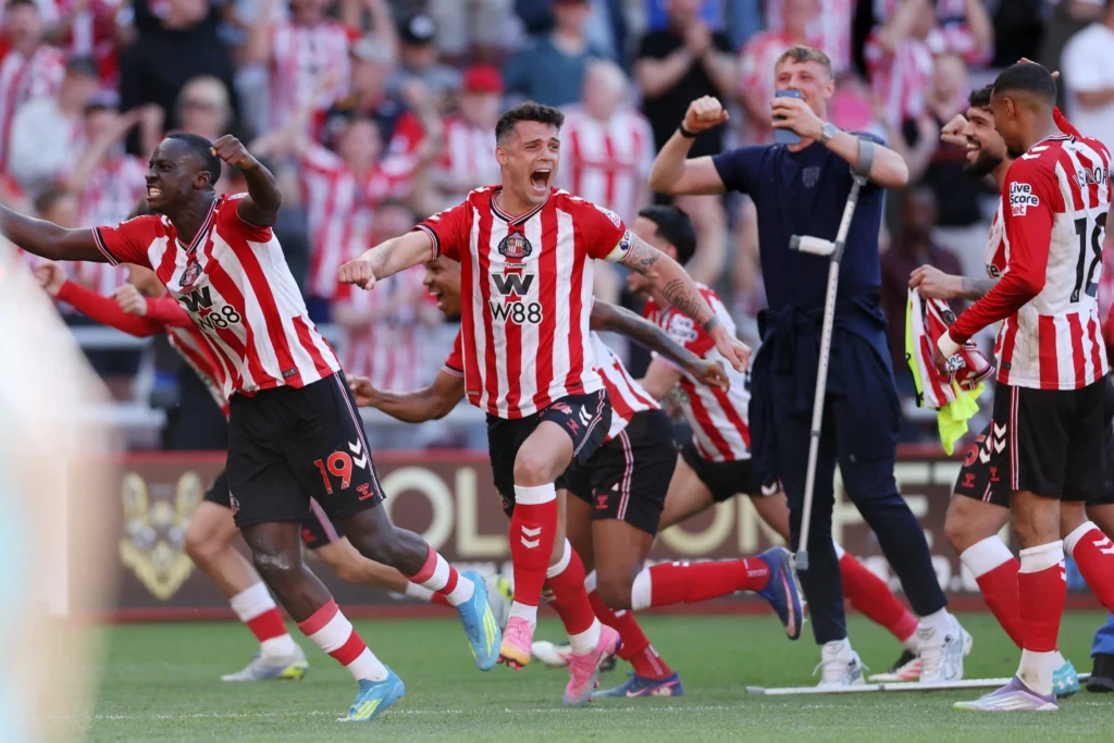 Moment 52 years in the making that had generations in tears as ‘diabolical' Hammers go down: what you missed on Premier League Final Day